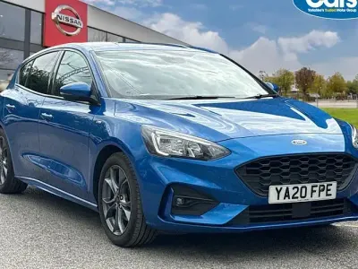 Usado Ford Focus ST-Line 125 HP (91 kW) 2020 Azul Citadino