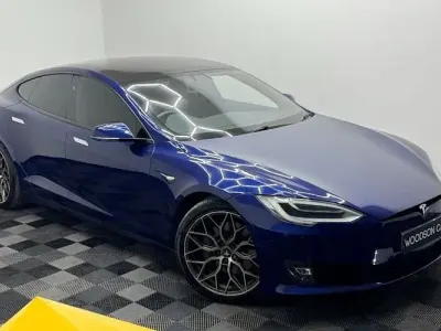 Used Tesla Model S 241 kW (328 HP) 2019 Blue Hatchback