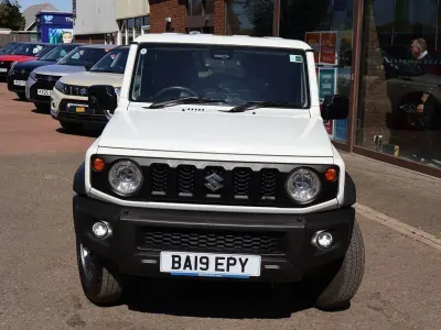 Begagnad Suzuki Jimny SZ5 102 HK (75 kW) 2019 Vit SUV
