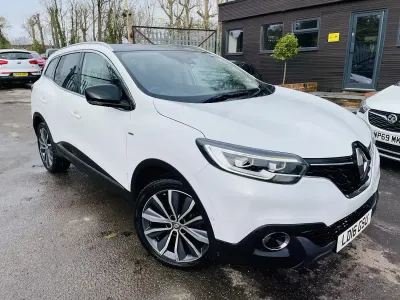 Used Renault Kadjar Signature 130 HP (95 kW) 2016 White SUV