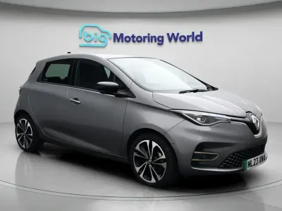 Used Renault Zoe Iconic 100 kW (136 HP) 2023 Grey Hatchback