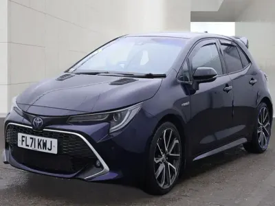 Used Toyota Corolla 2021 Blue and black Hatchback