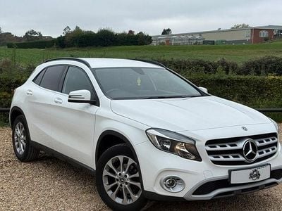 Mercedes GLA200