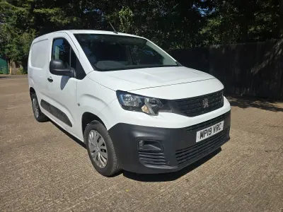 Used Peugeot Partner 131 HP (96 kW) 2019 White MPV