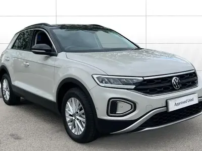 Used VW T-Roc Life 150 HP (110 kW) 2025 SUV
