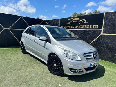 Mercedes B200