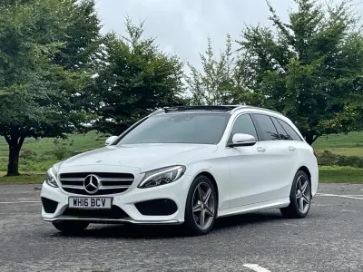 Used Mercedes C250 AMG Line Premium Plus 204 HP (150 kW) 2016 White Estate