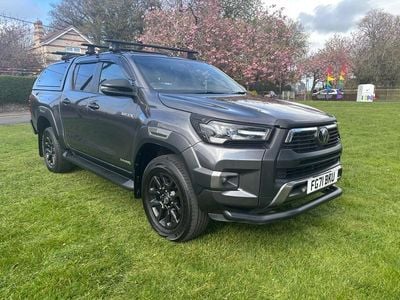Używany Toyota HiLux 201 KM (147 kW) 2021 Szary Pickup
