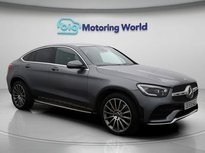 Mercedes GLC300