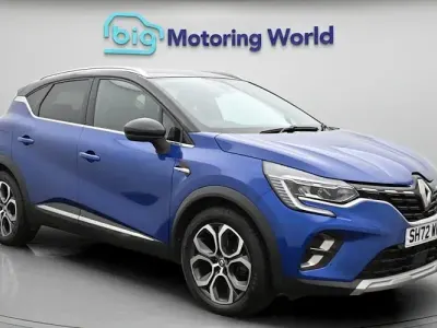 Used Renault Captur Techno 145 HP (106 kW) 2023 Blue and black SUV
