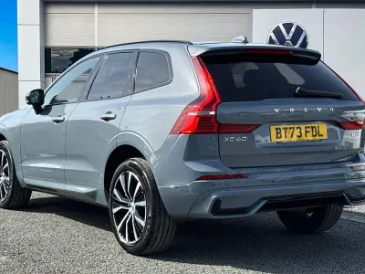 Used Volvo XC60 Plus 198 HP (145 kW) 2023 Grey SUV