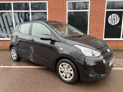 Używany Hyundai i10 SE 87 KM (63 kW) 2019 Czarny Hatchback