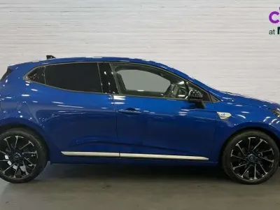 Używany Renault Clio V Esprit Alpine 90 KM (66 kW) 2025 Niebieski Hatchback