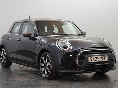 Used Mini Cooper Exclusive 136 HP (100 kW) 2023 Black Hatchback