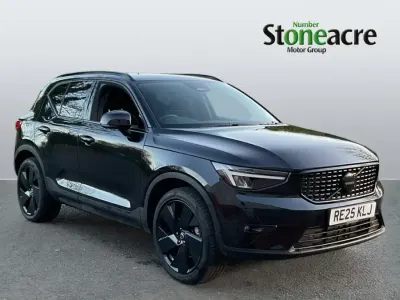Usado Volvo XC40 Plus 2025 Negro SUV