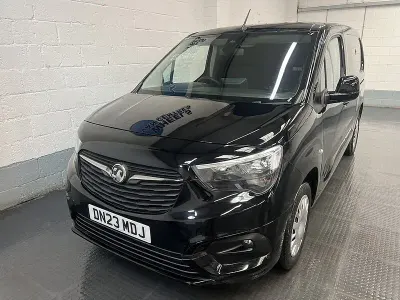Used Vauxhall Combo S 100 HP (73 kW) 2023 Black MPV