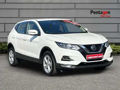 Used Nissan Qashqai Acenta Premium 155 HP (114 kW) 2021 White SUV