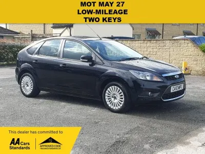 Used Ford Focus Titanium 99 HP (72 kW) 2010 Black Hatchback