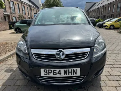 Usado Vauxhall Zafira 2014 Negro Monovolumen