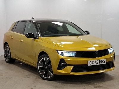 Used Vauxhall Astra 114 kW (156 HP) 2024 Yellow Hatchback