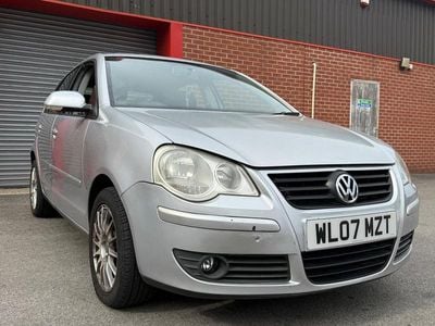 VW Polo