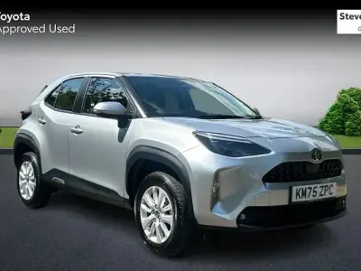 Used Toyota Yaris Cross 116 HP (85 kW) 2025 Silver SUV