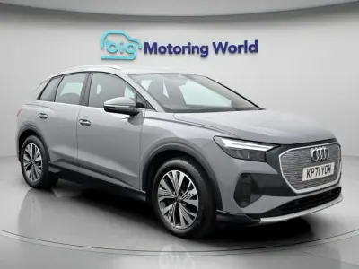 Second-hand Audi Q4 e-tron Sport 150 kW (204 CP) 2021 Gri SUV