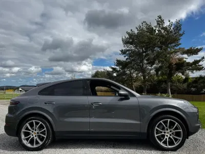 Begagnad Porsche Cayenne 2019 Grå SUV