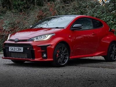 Used Toyota Yaris 2021 Red Hatchback