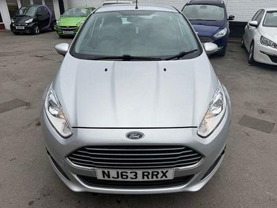 Used Ford Fiesta Zetec 82 HP (60 kW) 2013 Silver Hatchback
