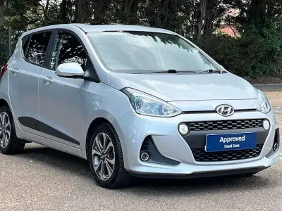 Used Hyundai i10 Premium SE 88 HP (64 kW) 2020 Hatchback