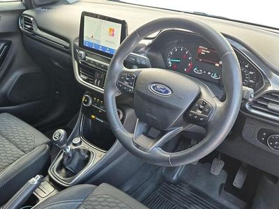 Usado Ford Puma Titanium 125 HP (91 kW) 2021 Cinzento SUV