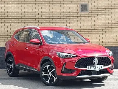 Used MG HS SE 162 HP (119 kW) 2023 Red SUV