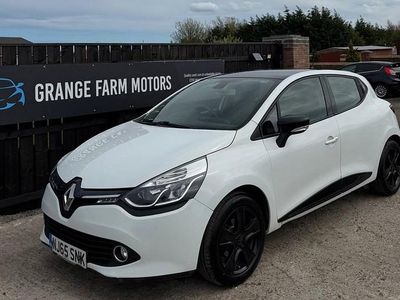 Used Renault Clio IV Dynamique 75 HP (55 kW) 2015 White Hatchback
