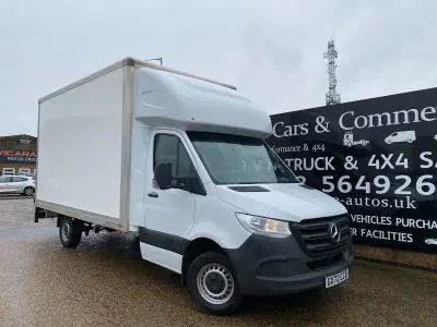 Used Mercedes Sprinter Progressive 150 HP (110 kW) 2022 White Van