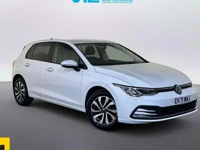Used VW Golf VIII Active 131 HP (96 kW) 2021 White Hatchback
