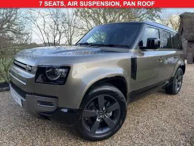 Used Land Rover Defender SE Dynamic 250 HP (183 kW) 2023 Brown SUV