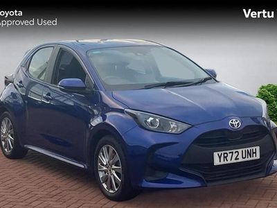 Used Toyota Yaris Hybrid 116 HP (85 kW) 2022 Blue Hatchback