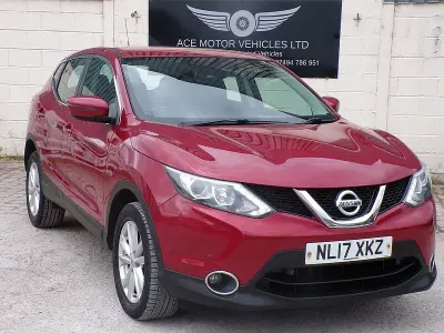 Used Nissan Qashqai Acenta 110 HP (80 kW) 2017 Red SUV