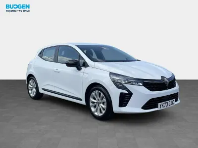 Used Renault Clio Evolution 143 HP (105 kW) 2023 White Hatchback