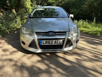 Used Ford Focus 115 HP (84 kW) 2012 Silver Hatchback