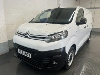 Usado Citroën Dispatch 2023 Branco Monovolume