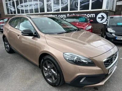 Used Volvo V40 2015 Bronze Hatchback