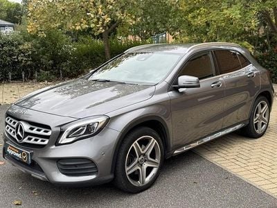 Mercedes GLA220