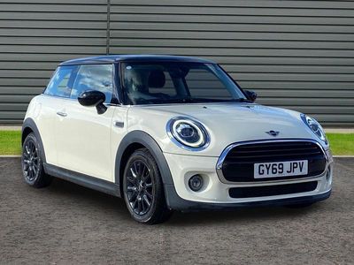 Used Mini Cooper Classic 136 HP (100 kW) 2019 White Hatchback