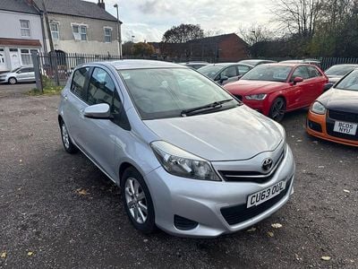 Silver Used 2013 Toyota Yaris Hatchback | £3,995 (Good price)