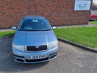 used Skoda Fabia 1.4 ELEGANCE 16V 5d 99 BHP