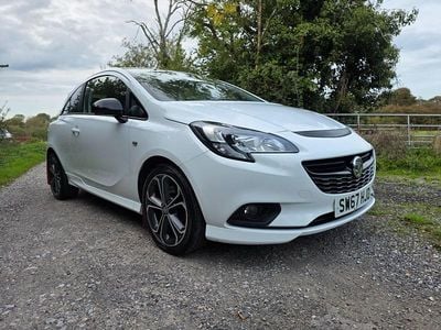Used Vauxhall Corsa Edition 150 HP (110 kW) 2017 White Hatchback