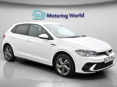 Usado VW Polo R-line 95 HP (69 kW) 2022 Branco Citadino