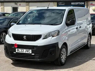 Begagnad Peugeot Expert Premium 2022 Vit Van